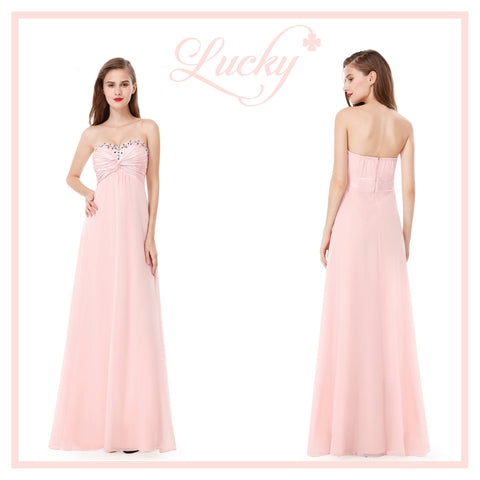 Vestido strapless rosa con detalles de piedras