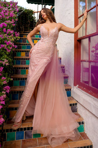 Vestido rosa con encaje al cuerpo