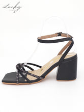 Cargar imagen en el visor de la galería, Sandalia negra con piedras