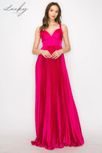 Cargar imagen en el visor de la galería, Vestido fucsia plisado de satin