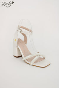 Sandalia venecia blanca con perlas