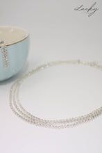 Cargar imagen en el visor de la galería, Set de collar y arete plateado