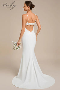 Vestido blanco sencillo al cuerpo