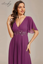 Cargar imagen en el visor de la galería, Vestido fucsia con mangas