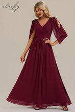 Cargar imagen en el visor de la galería, Vestido vino con manga capa