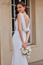 Cargar imagen en el visor de la galería, Vestido blanco con perlas en espalda