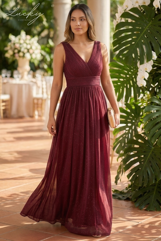 Vestido vino con brillos
