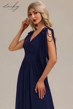 Cargar imagen en el visor de la galería, Vestido azul navy con detalles en hombros
