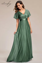 Cargar imagen en el visor de la galería, Vestido verde eucalipto con brillos
