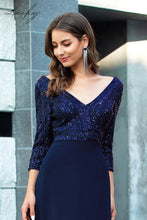 Cargar imagen en el visor de la galería, Vestido azul con mangas y lentejuelas