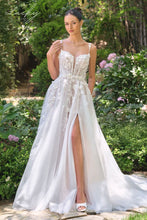 Cargar imagen en el visor de la galería, Vestido blanco con flores