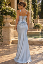 Cargar imagen en el visor de la galería, Vestido celeste al cuerpo con corse