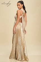 Cargar imagen en el visor de la galería, Vestido champagne plisado
