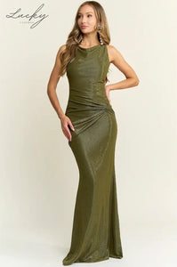 Vestido verde oliva al cuerpo