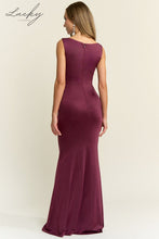 Cargar imagen en el visor de la galería, Vestido vino al cuerpo