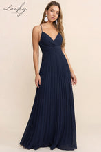 Cargar imagen en el visor de la galería, Vestido azul navy plisado