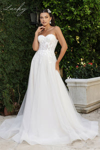 Vestido blanco con mangas desmontables