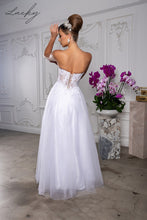 Cargar imagen en el visor de la galería, Vestido blanco strapless con encaje