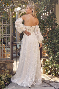 Vestido blanco con encaje y mangas