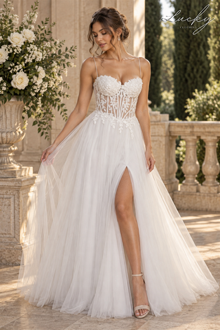 Vestido blanco con piedras y tirantes
