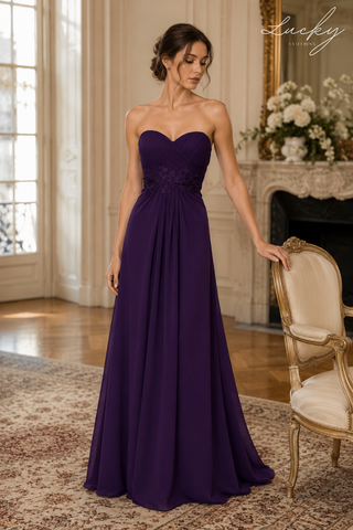 Vestido morado strapless sencillo
