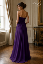 Cargar imagen en el visor de la galería, Vestido morado strapless sencillo