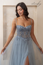 Cargar imagen en el visor de la galería, Vestido dusty blue con piedras y tirantes