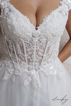 Cargar imagen en el visor de la galería, Vestido blanco con encaje y brillos