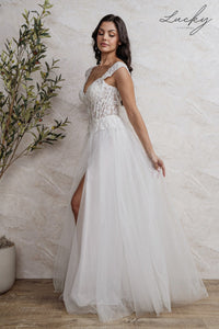 Vestido blanco con encaje y brillos