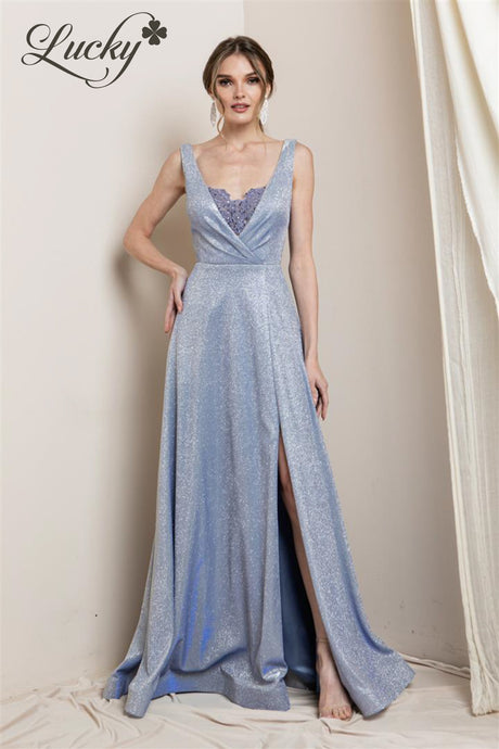 Vestido sky blue con brillos y encaje