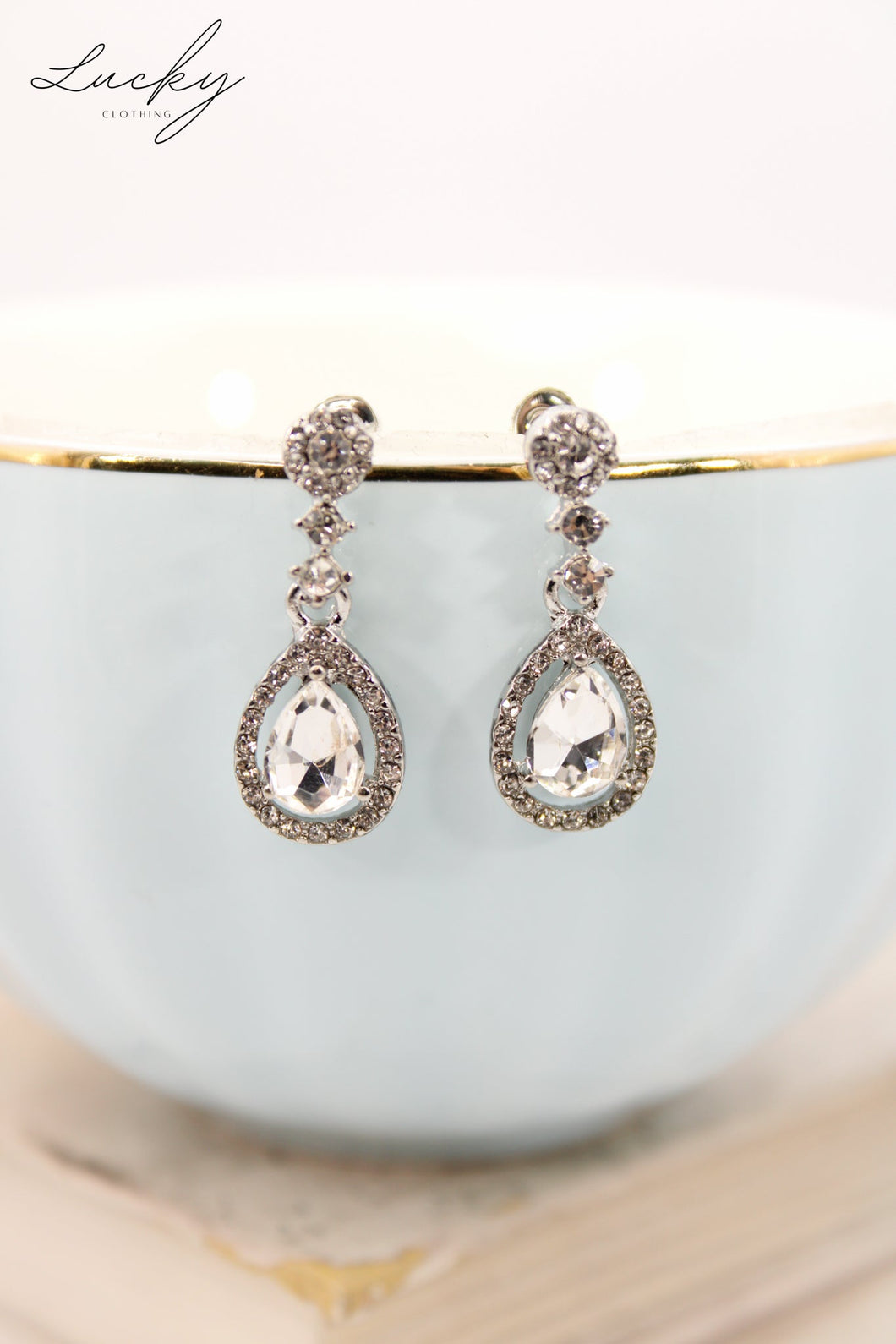 Arete plateado