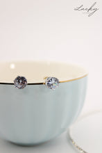 Cargar imagen en el visor de la galería, Set plateado de aretes collar y brazalete